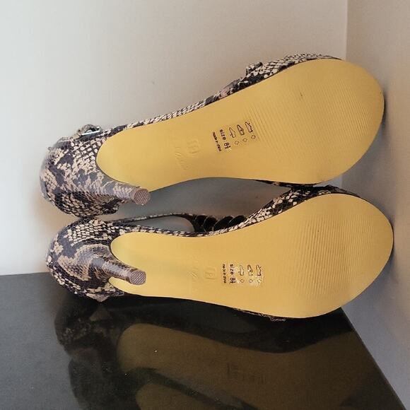 Michael Antonio Brown and Cream Snakeskin 5" High Heeled Sandals Size 8.5 - Picture 10 of 15